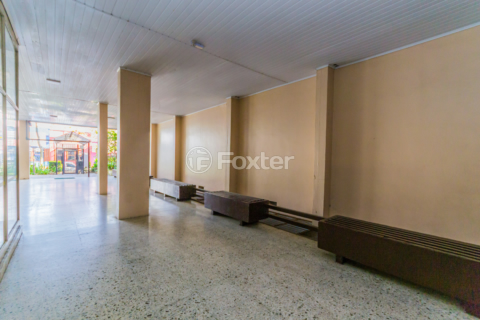 Image 33 - 284527
