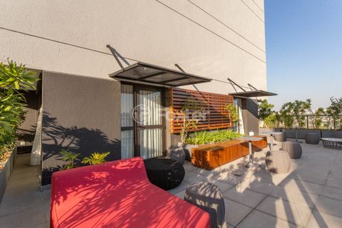 Image 33 - 957272