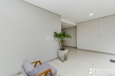 Image 34 - 852860