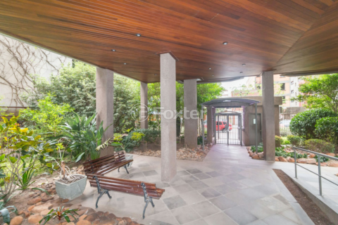 Image 81 - 851001