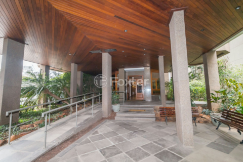 Image 82 - 851001