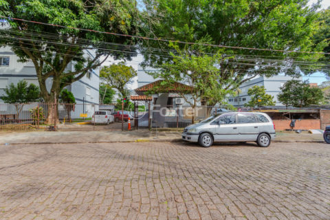 Image 37 - 1025535