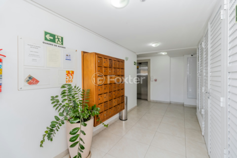 Image 32 - 310297