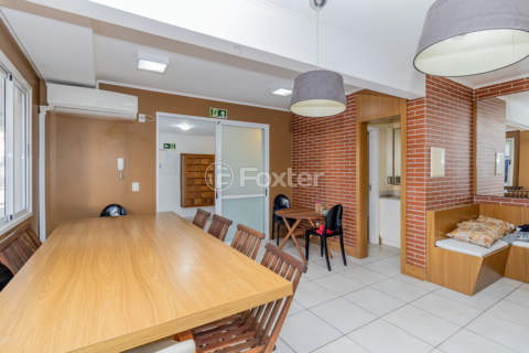 Image 35 - 310297