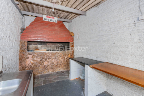 Image 32 - 984542