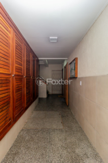 Image 22 - 869646