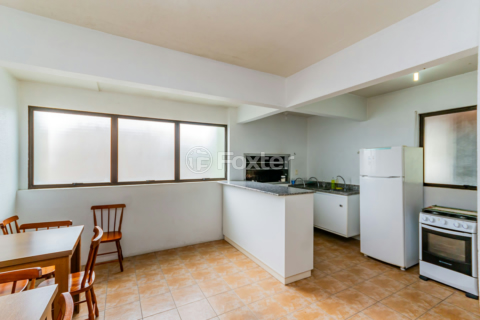 Image 37 - 997959
