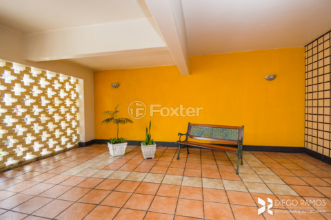 Image 35 - 1015417