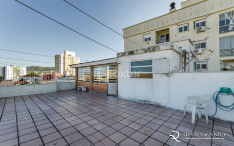 Image 34 - 1012703