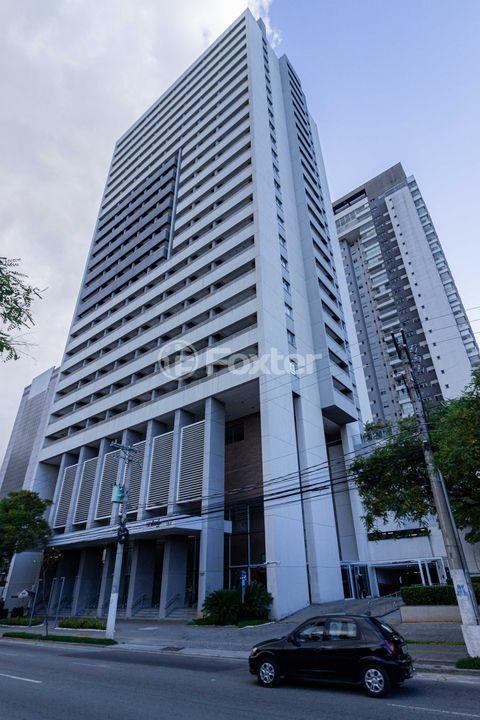 Image 10 - 934597