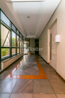 Image 26 - 275652