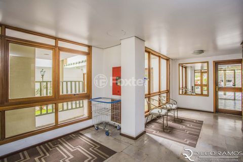 Image 30 - 831833