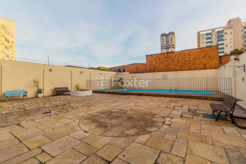 Image 34 - 894959