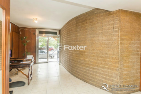 Image 39 - 1000513