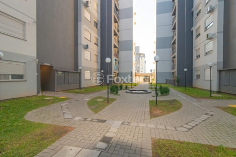 Image 23 - 1013043