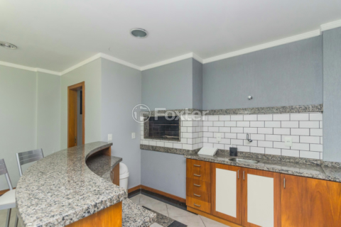 Image 31 - 927740