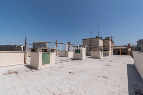 Image 26 - 953684