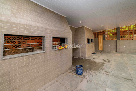 Image 34 - 964006