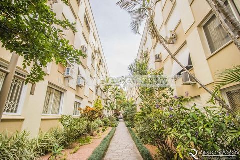 Image 28 - 1007457