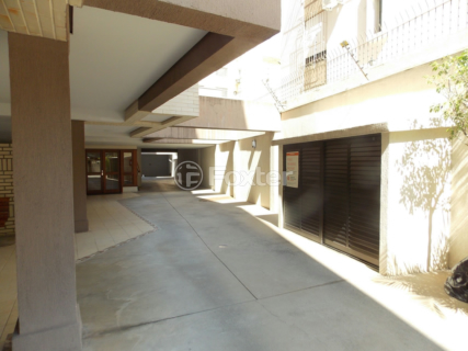 Image 21 - 1012413