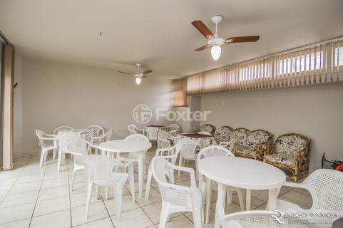 Image 39 - 935221