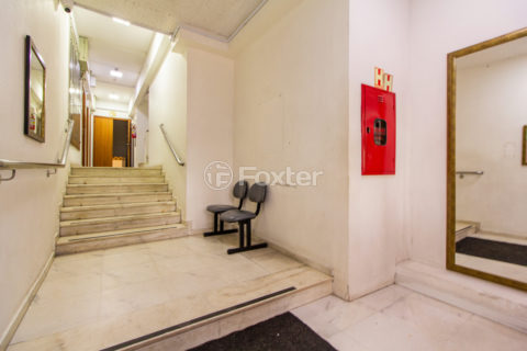 Image 16 - 1035832