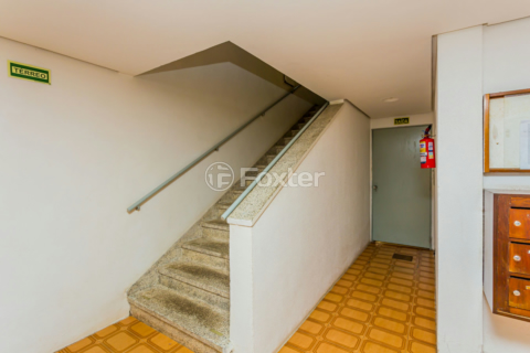 Image 35 - 994541