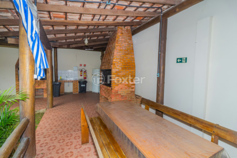 Image 30 - 1002364