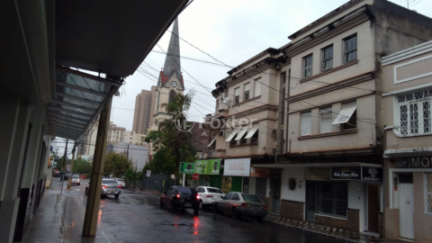 Image 11 - 985006