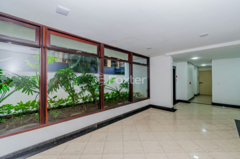 Image 48 - 745760