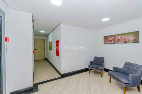 Image 49 - 745760