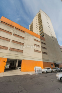 Image 8 - 824879