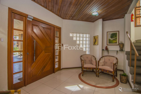 Image 37 - 1037318