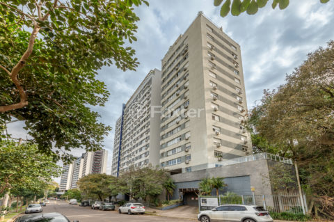 Image 50 - 1017054