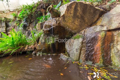 Image 41 - 928015