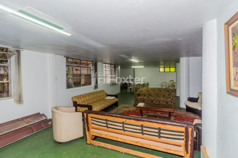 Image 35 - 869916