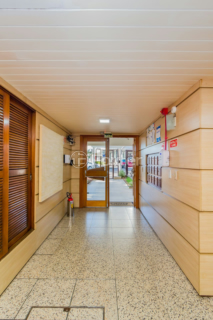 Image 65 - 158550