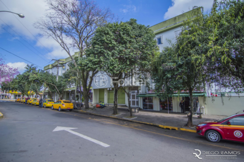 Image 14 - 1009786