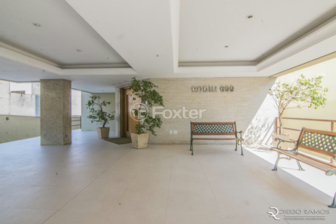 Image 45 - 926043
