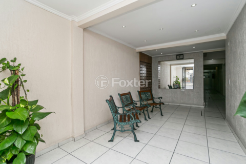 Image 29 - 894208
