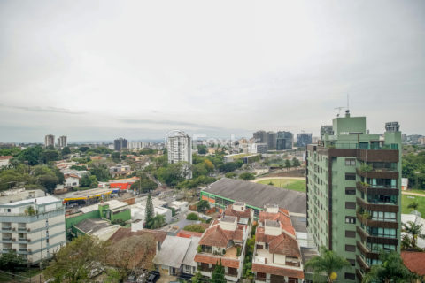 Image 25 - 8307