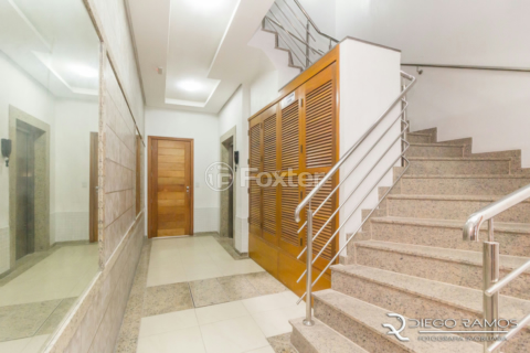 Image 32 - 165111