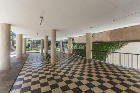 Image 47 - 223585