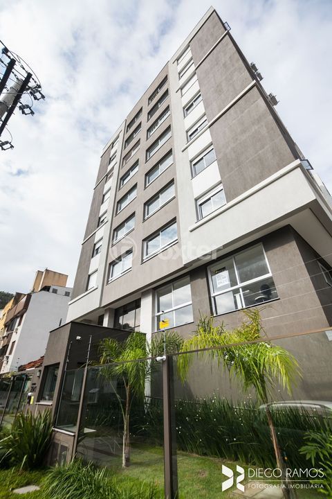 Image 32 - 300894
