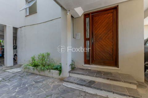 Image 20 - 979016