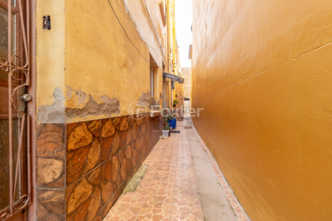 Image 21 - 869034