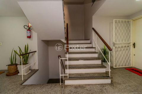 Image 30 - 405459