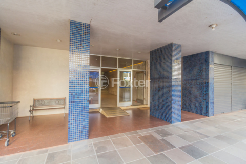 Image 34 - 1012491