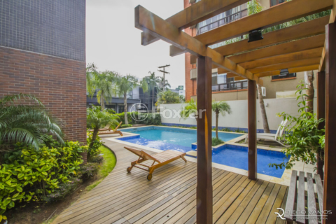 Image 23 - 1002040