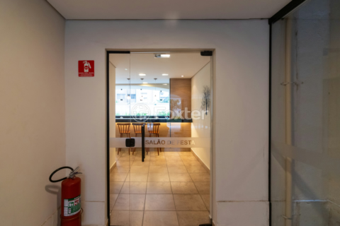 Image 35 - 1006507
